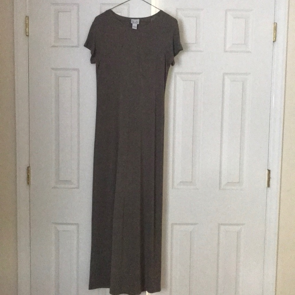 ANN TAYLOR Loft. Gray maxi dress. Size Medium / M.